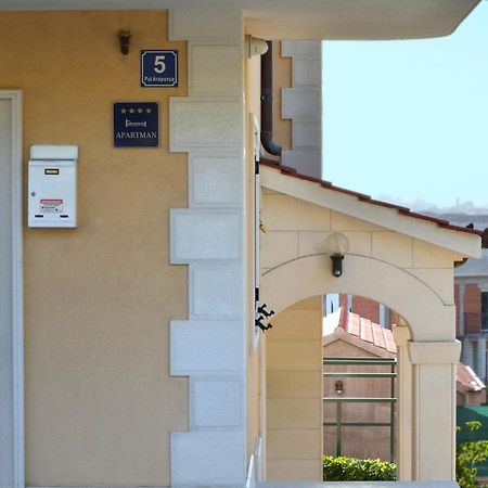 Apartmani Adela Solin Dış mekan fotoğraf